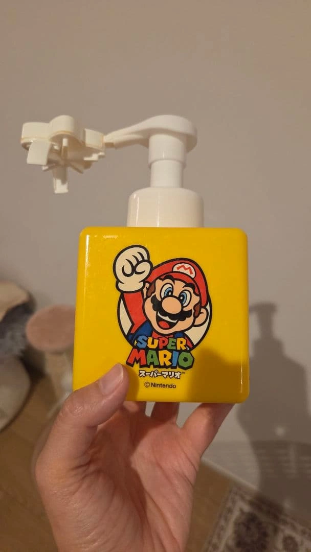 スーパーマリオ ハテナブロック ソープディスペンサーの写真2枚目