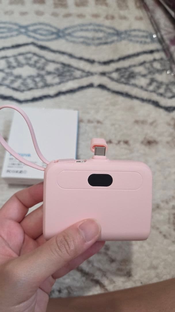 KUKUYA モバイルバッテリー D57 12000mAh ピンクの写真3枚目