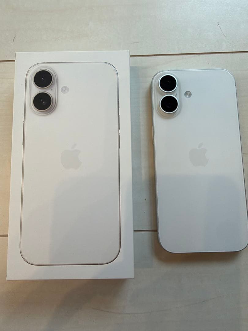 Apple iPhone 17 256GB ホワイト SIMフリー 94%