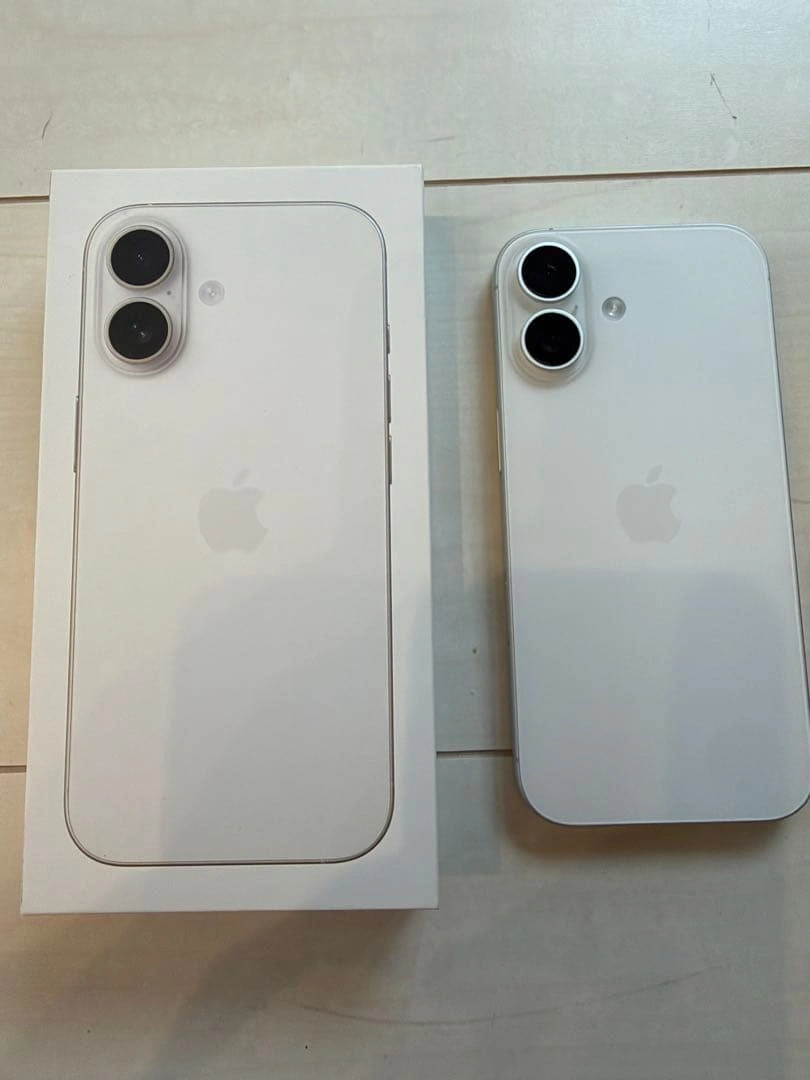Apple iPhone 17 256GB ホワイト SIMフリー 94%