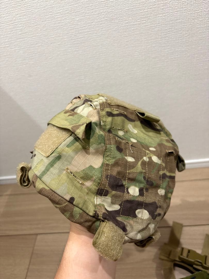 【未使用・紙タグ付】EmersonGearタクティカル ヘルメットカバー 迷彩の写真3枚目