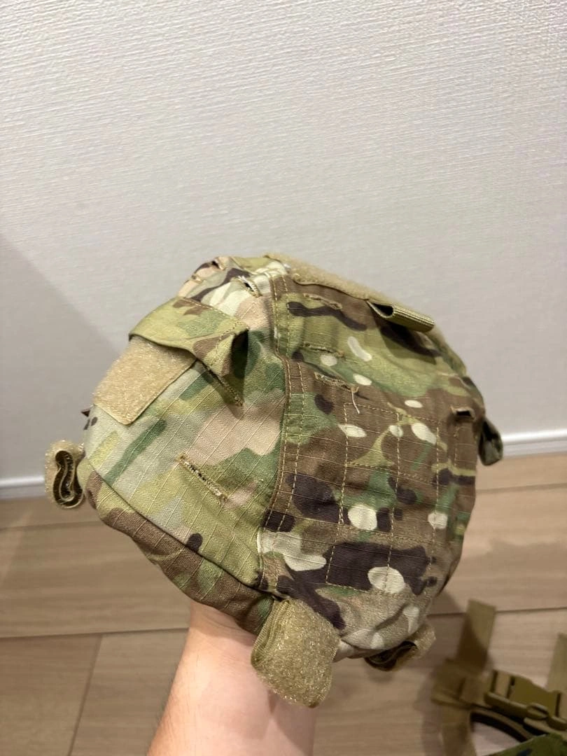 【未使用・紙タグ付】EmersonGearタクティカル ヘルメットカバー 迷彩の写真3枚目