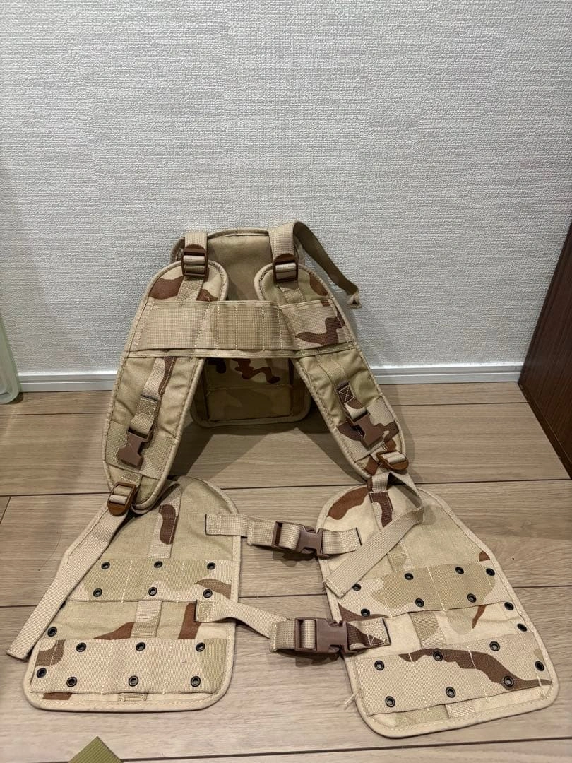 【実物・希少】オランダ軍 ロードベアリングベスト ベースハーネス デザートカモ