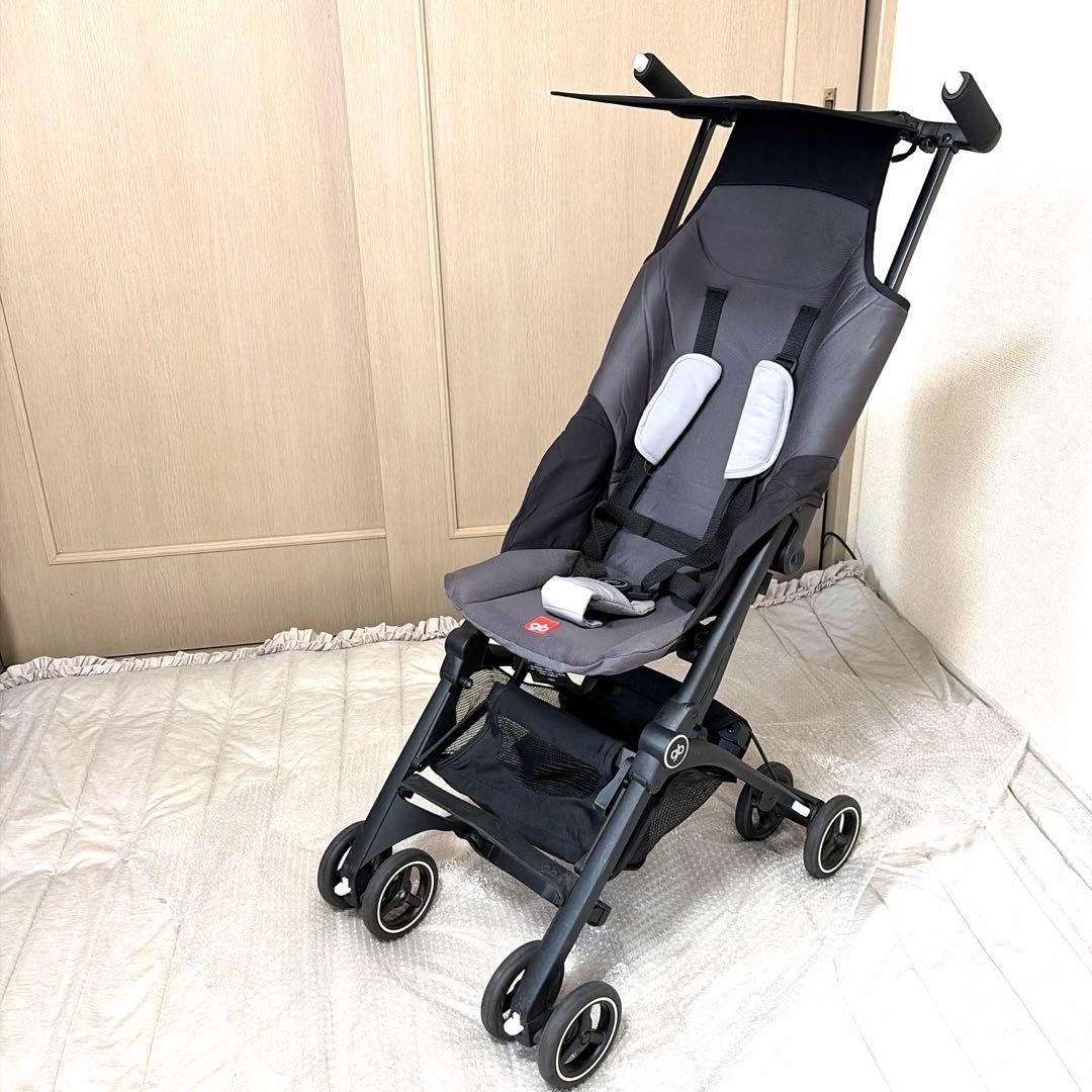美品✨使用回数少❣️ gb good baby pockit コンパクトべビーカーの写真2枚目