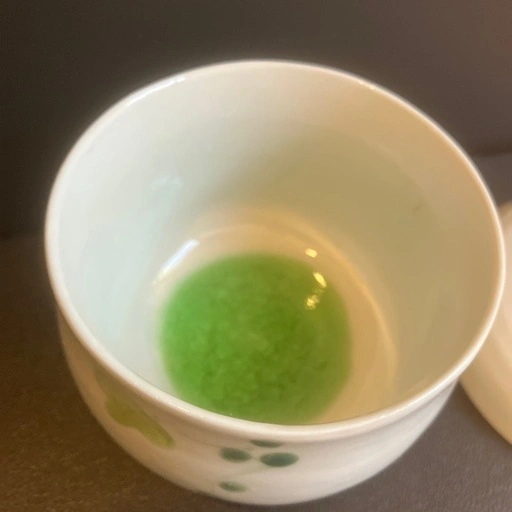 蓋付き湯呑み?小鉢?の写真2枚目
