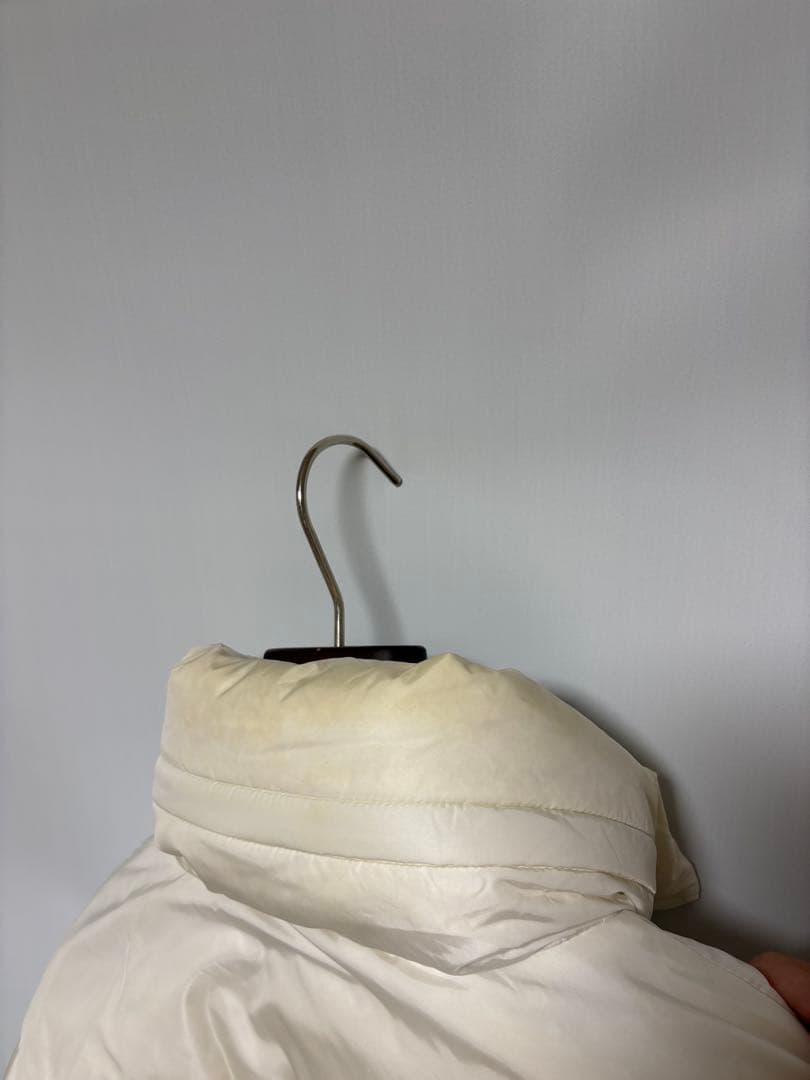 9月30日まで【極美品/直営店購入】プラダ 291809 希少限定クロップドダウン 36 白の写真6枚目