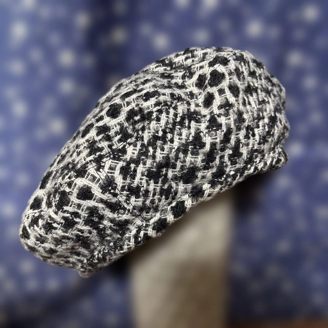 【新品未使用品✨】NEW ERA ベレー帽 ツイード ブラック S/Mの写真9枚目