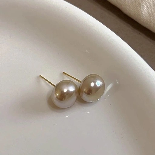 半額に値下げしました。ピアス ピンク