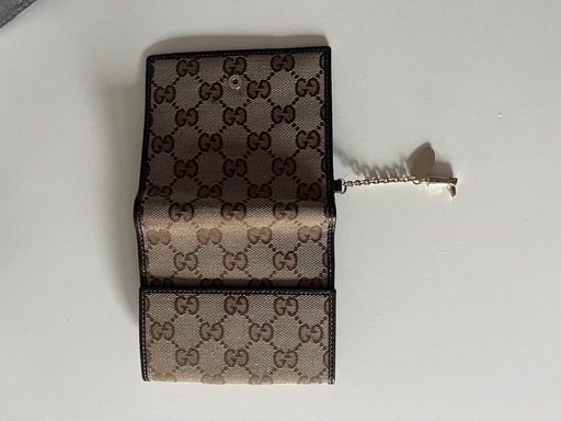 値下げしました。美品　未使用 GUCCIの財布の写真5枚目