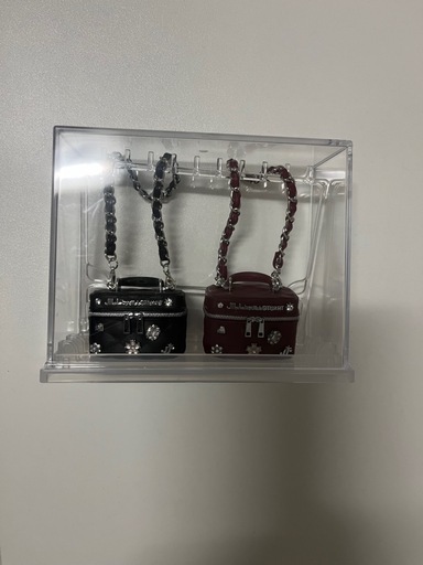 値下げしました❣️ミニバッグ2個セットブラック&ワイン赤