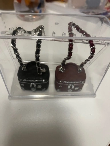 値下げしました❣️ミニバッグ2個セットブラック&ワイン赤の写真2枚目