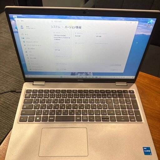 DELL Latitude 5520 15.6型 Core i5 16GB/512GBの写真3枚目