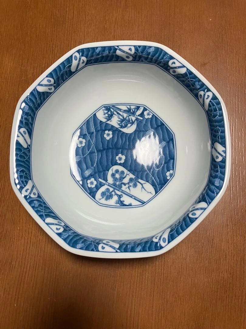 相撲柄 八角鉢 染付 陶器の写真2枚目
