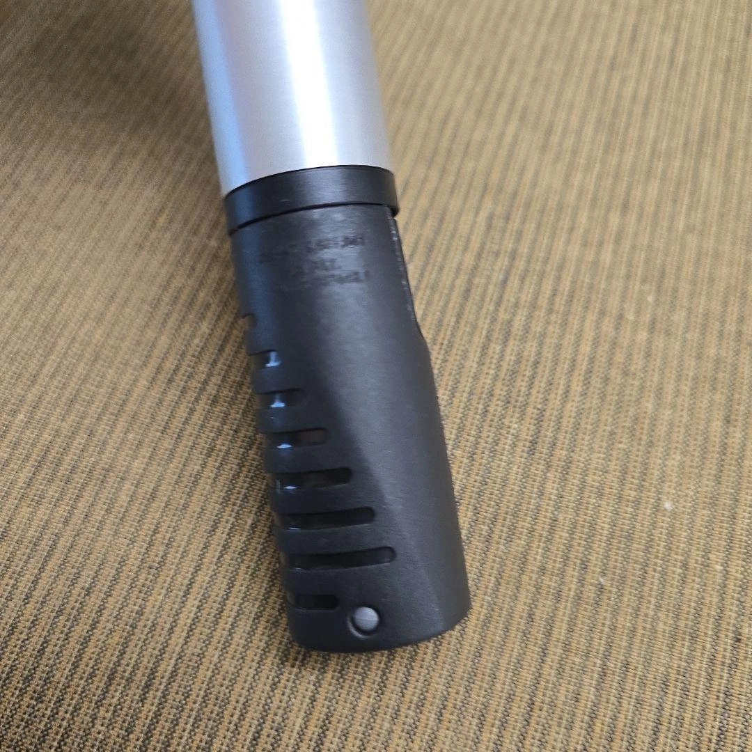 HEAD X3 / X4 PUMP 専用 高圧空気入れ(圧力計付き)の写真6枚目