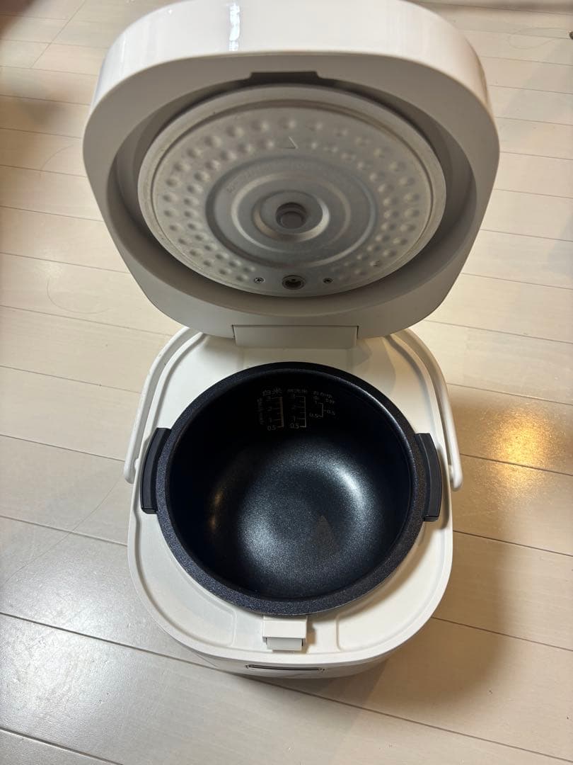SHARP 炊飯器 KS-CF05A 3合炊き 2019年製の写真2枚目