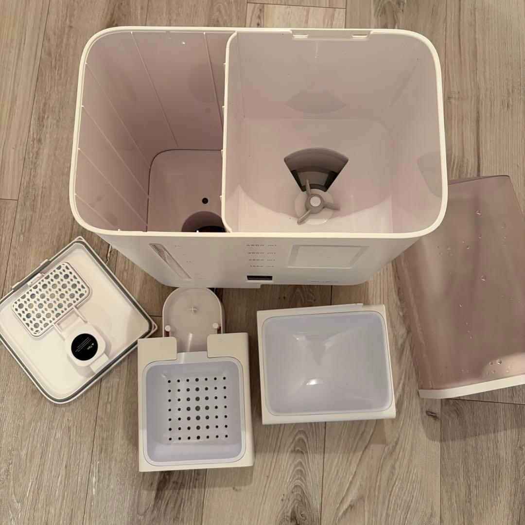 BLIXIA カメラ付き自動給餌器 給水器 一体型 ペット用 ブリシアの写真6枚目