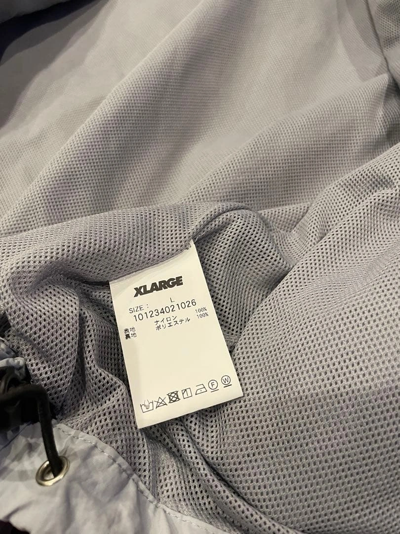 XLARGE エクストララージ ライトグレー ナイロンジャケット Lサイズの写真3枚目