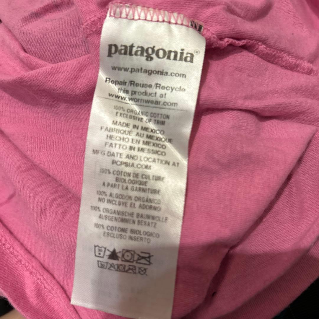 ハワイ購入　Patagonia ピンク Tシャツの写真5枚目