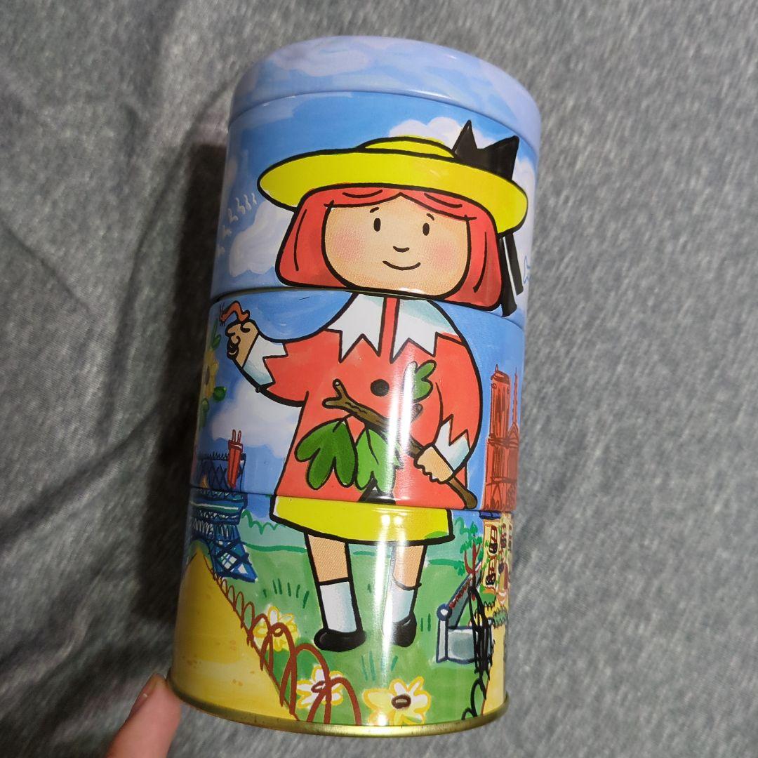マドレーヌ　缶の写真2枚目