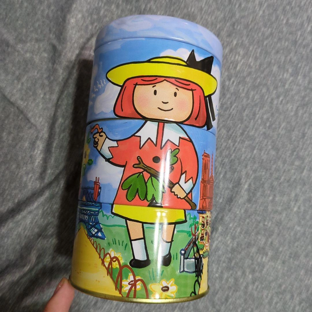 マドレーヌ 缶の写真2枚目