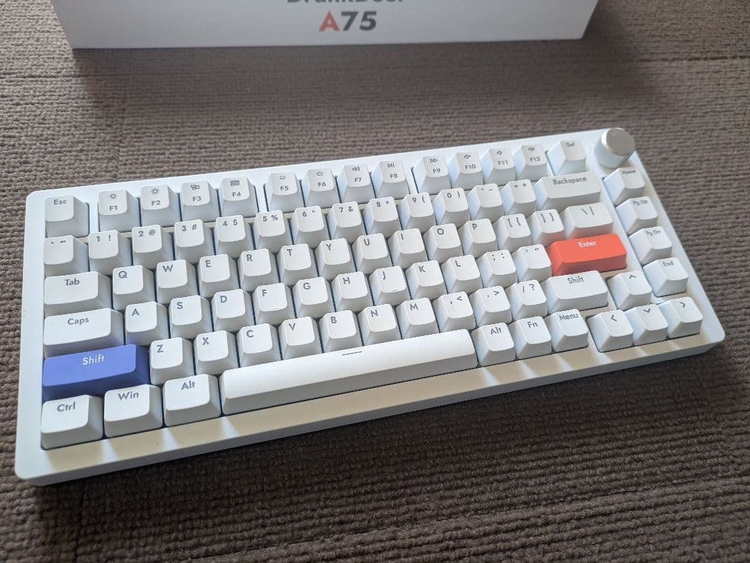 DrunkDeer A75 メカニカルキーボードの写真2枚目