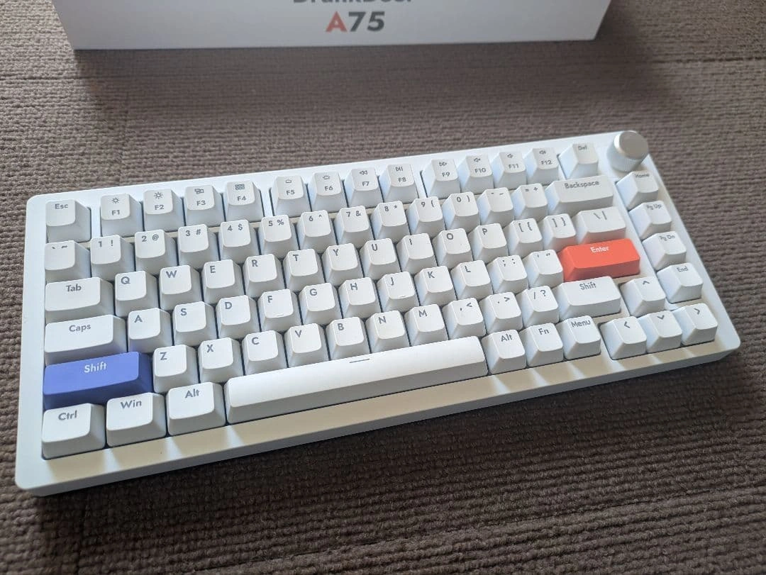 DrunkDeer A75 メカニカルキーボードの写真2枚目