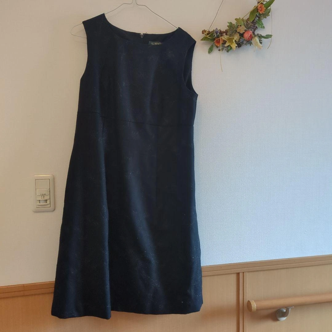 NEWYORKER ネイビー 花柄刺繍 ワンピース
