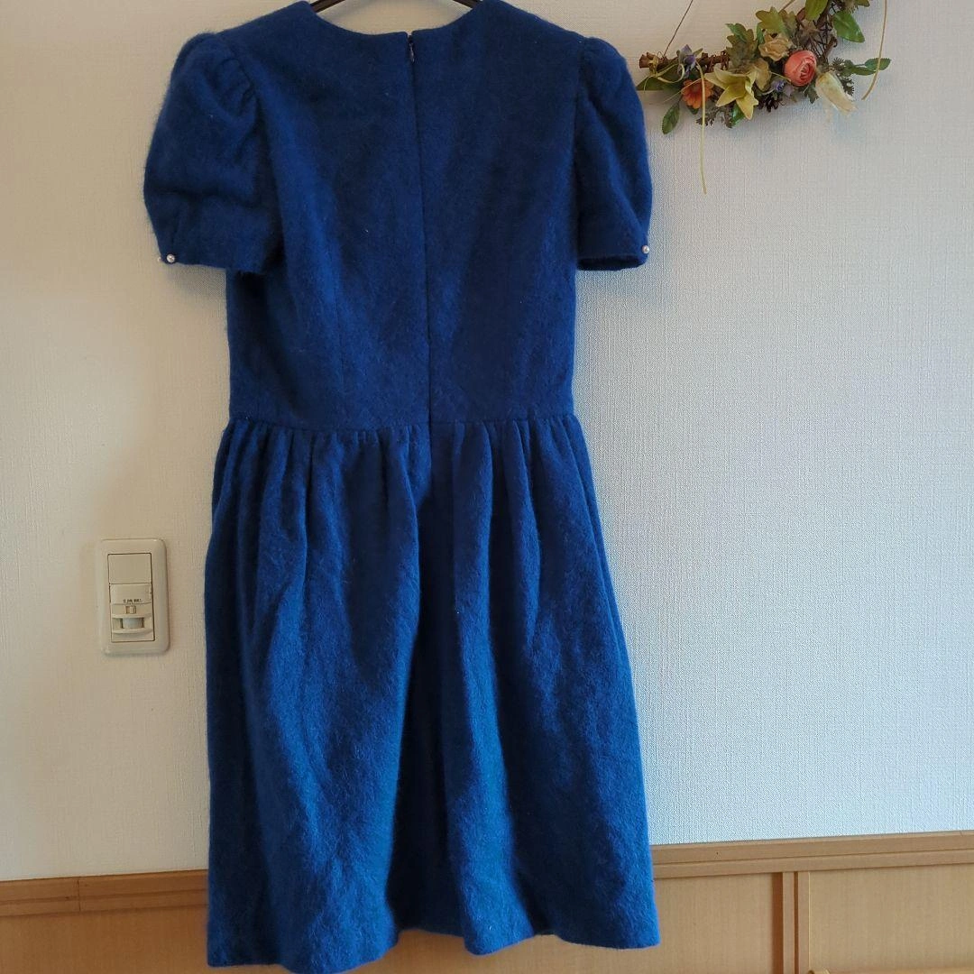 青色 半袖ワンピース 後ろファスナーの写真5枚目