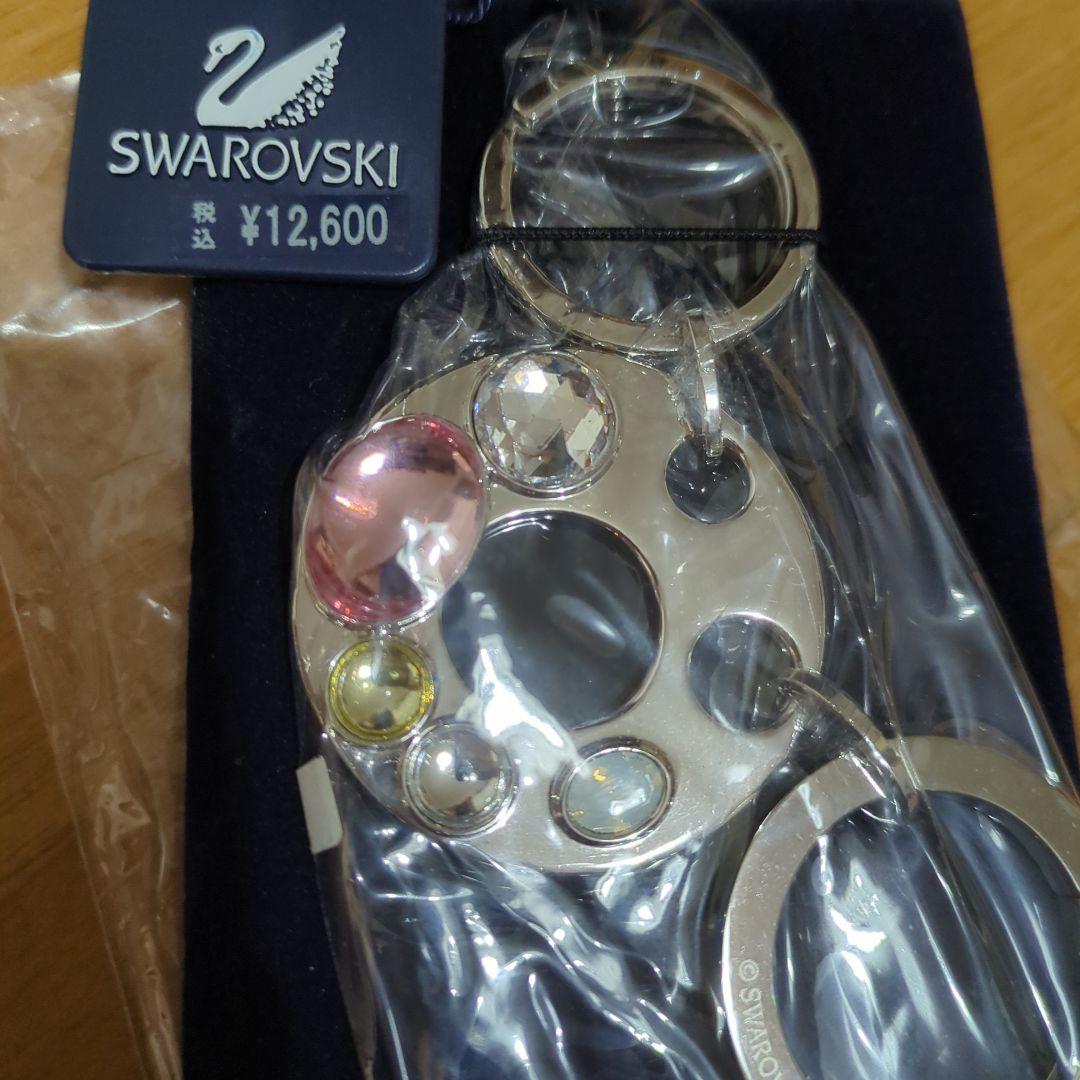 SWAROVSKI スワロフスキー　ビジューキーリングの写真2枚目