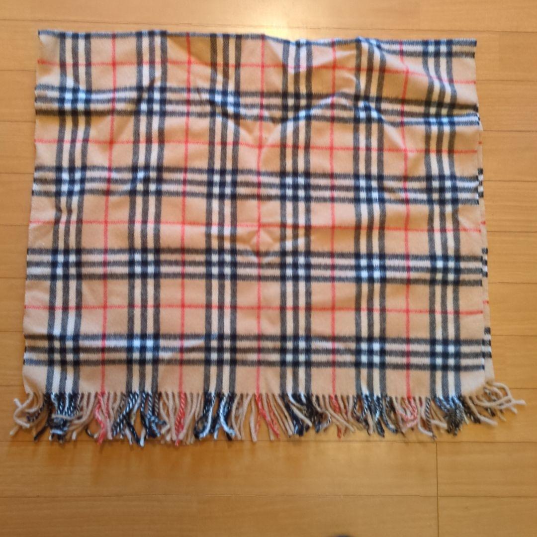 BURBERRY チェック柄 ストールの写真4枚目