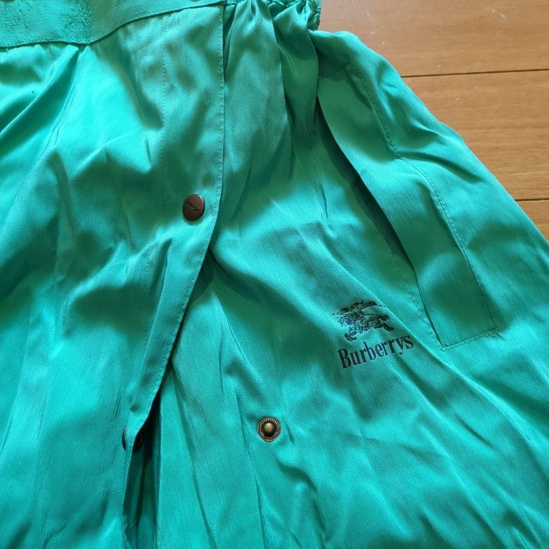 Burberrys ターコイズ ボタン付きスカートの写真2枚目
