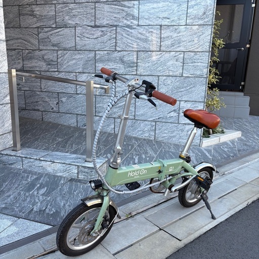 【2023年前後モデル 】 ホールドオン HoldOn オシャレな 電動自転車 Q1J MATEみたいな形のバッテリーの写真2枚目