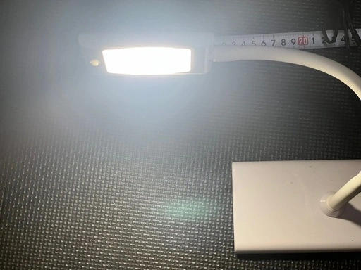 ☆ LEDデスクライト 小型 ☆の写真2枚目