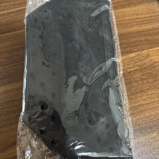 ライトニングケーブル ワイヤレス充電器 キーホルダー、シール ポーチなどの写真4枚目