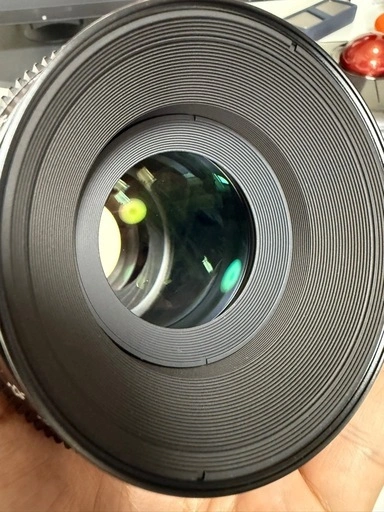 Carl Zeiss CP.3 シネマレンズ85mm T2.1 EFマウントの写真3枚目
