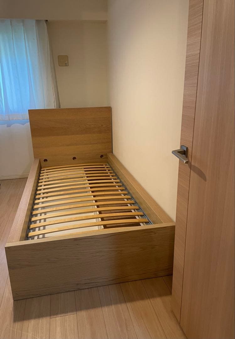【お引取り限定】IKEA MALMシングルベッド、収納ボックス２個付き