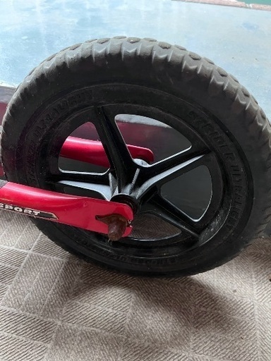 ストライダー　赤の写真4枚目