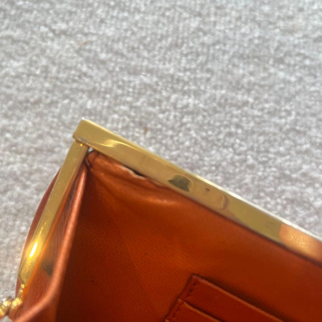 PRADA がま口 長財布 レザー オレンジの写真7枚目