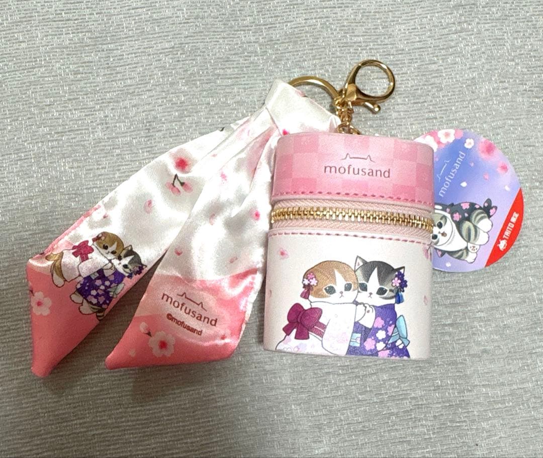 mofusand スカーフチャーム付きポーチ 桜満開 タイトー