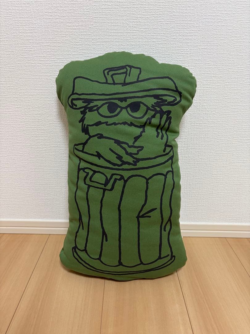 【新品未使用品】セサミストリート　オスカー　クッション