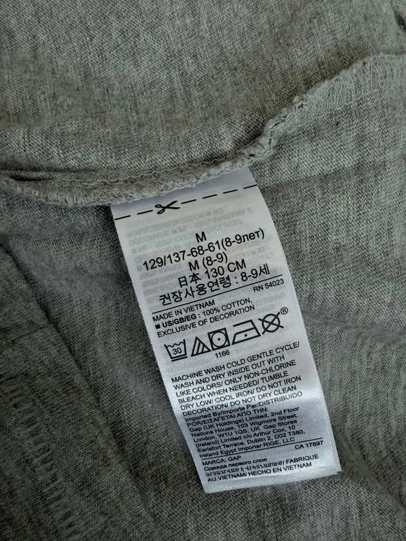 GAP Tシャツ 3枚セット 130cmの写真3枚目