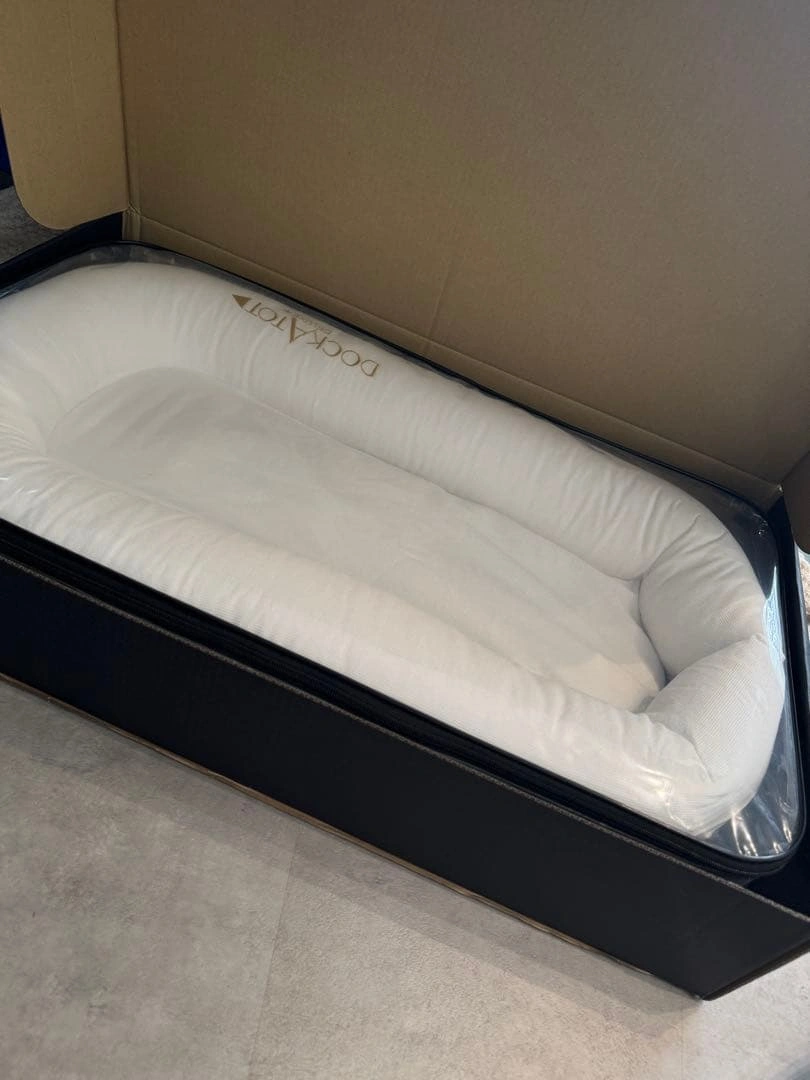 【洗い替えカバー付】ドッカトットデラックスDockATot Deluxeホワイトの写真2枚目