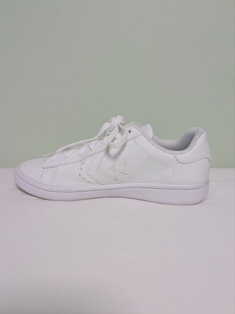 ★美品★CONVERSE NEXTAR／軽量／スニーカー／ホワイトの写真4枚目