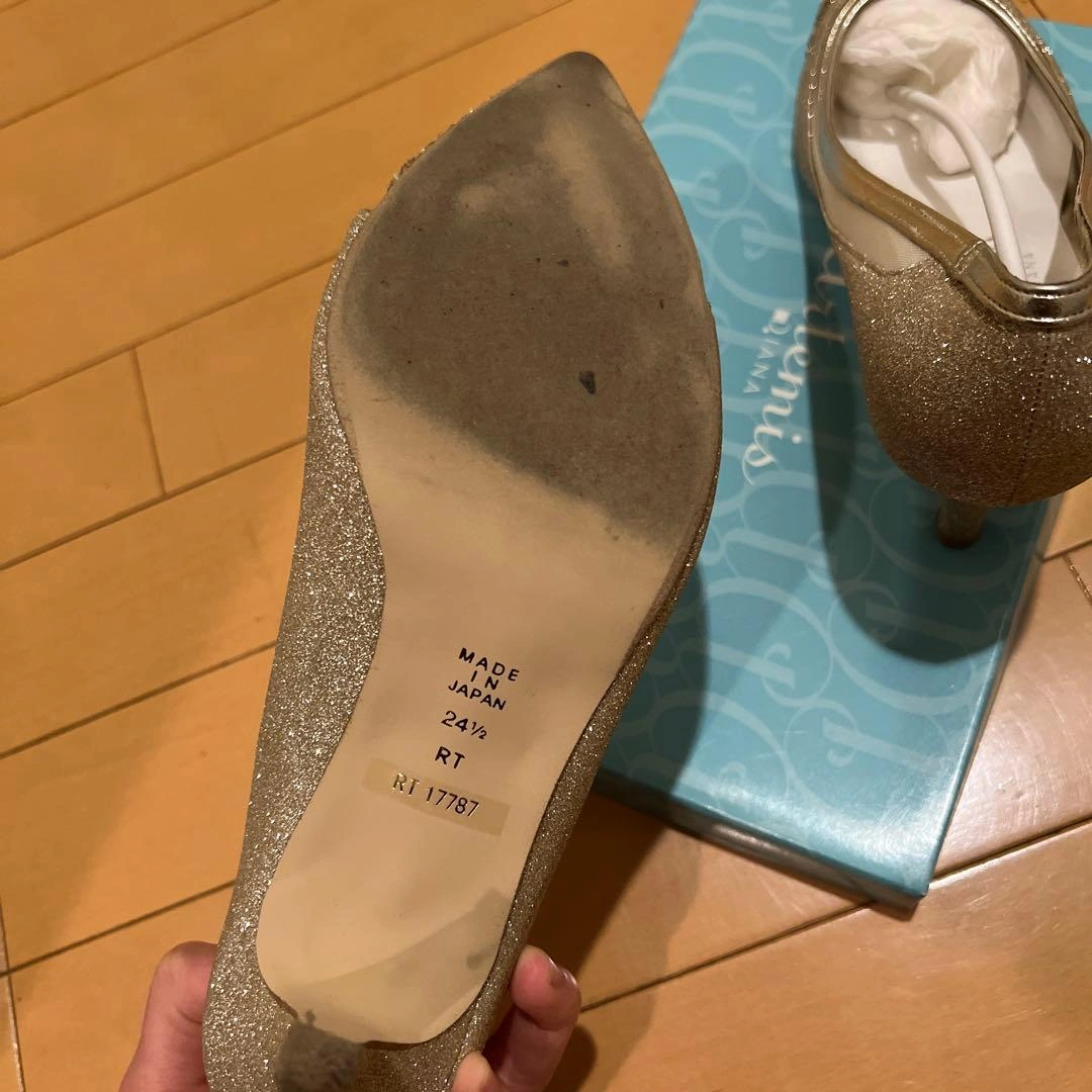 artemis DIANA パンプス グリッター ポインテッドトゥの写真3枚目