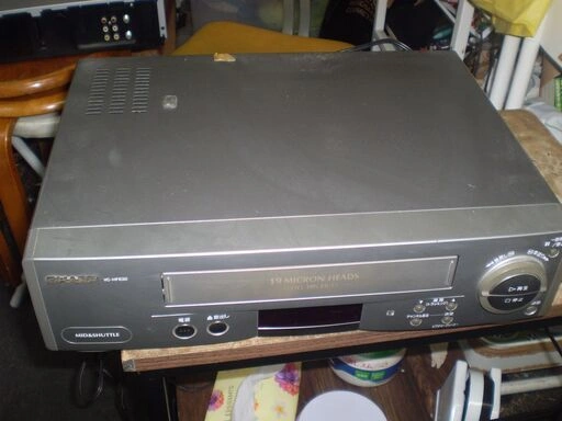 SHARP VHSプレイヤー VC-HF630 1997年製 本体のみ ジャンク品