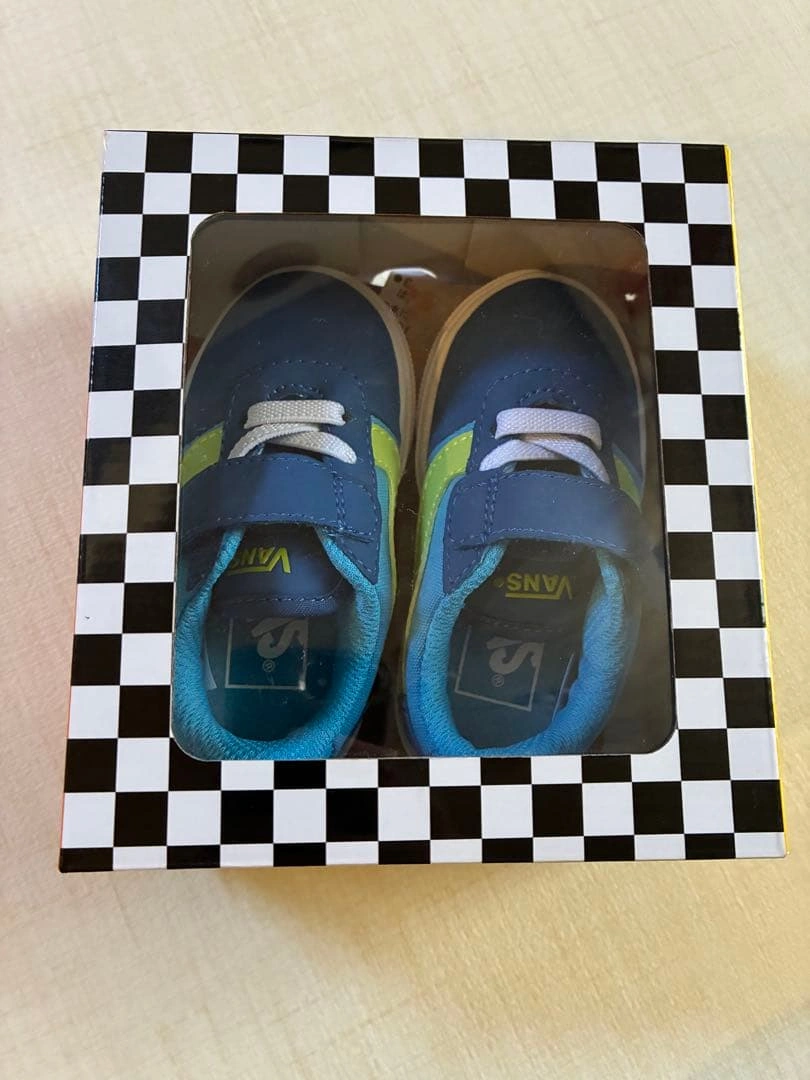 【新品】VANSベビースニーカー 12cmの写真2枚目