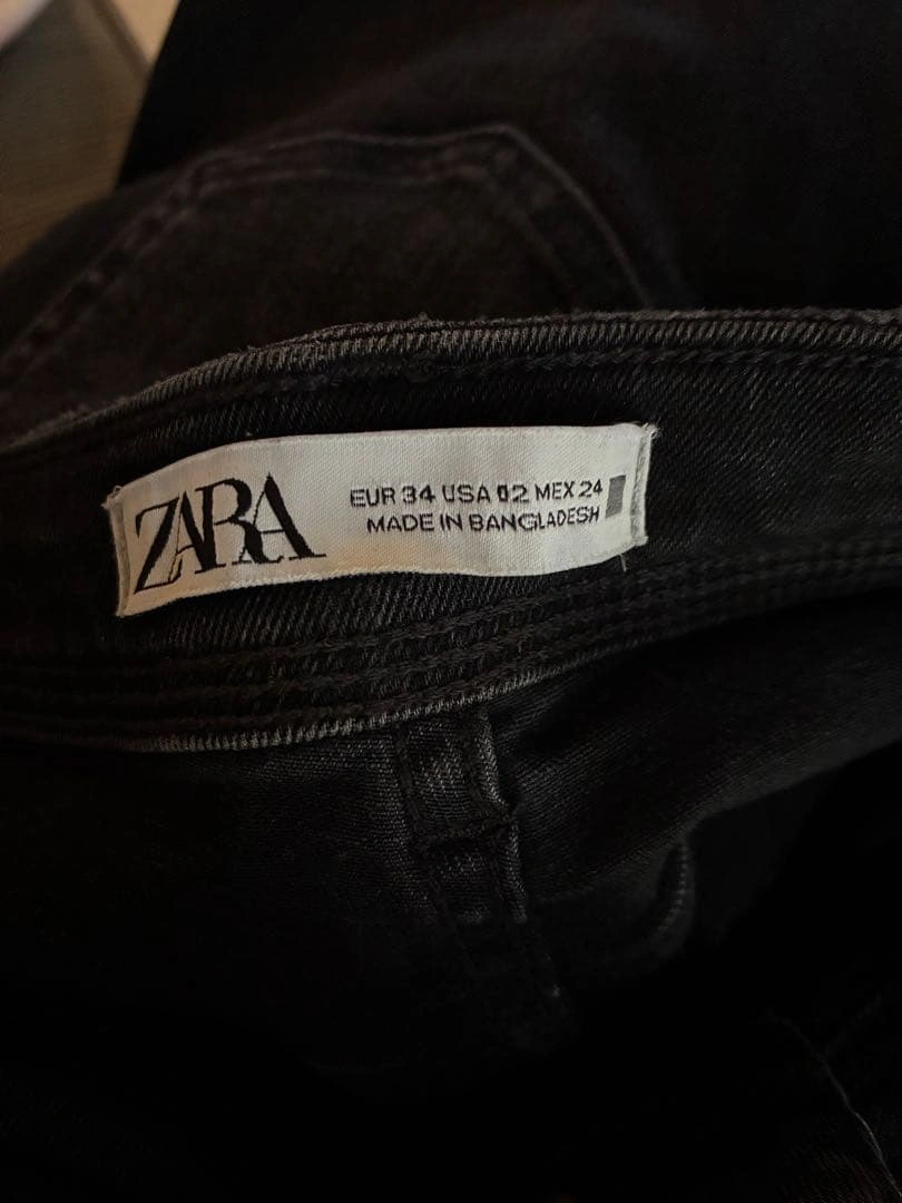 ZARA スキニーデニム ブラック EUR34の写真2枚目
