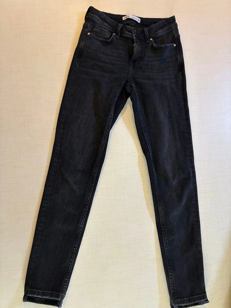 ZARA スキニーデニム ブラック EUR34の写真3枚目