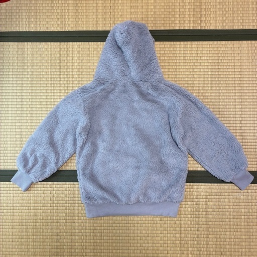 ボアパーカー グレー キッズ トップス　130 女の子の写真2枚目