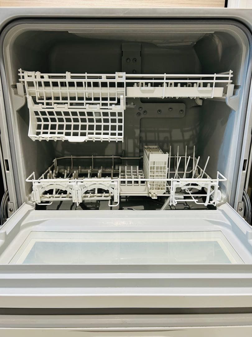 【美品】Panasonic 食器洗い乾燥機 NP-TH4 本体 最上位機種の写真2枚目